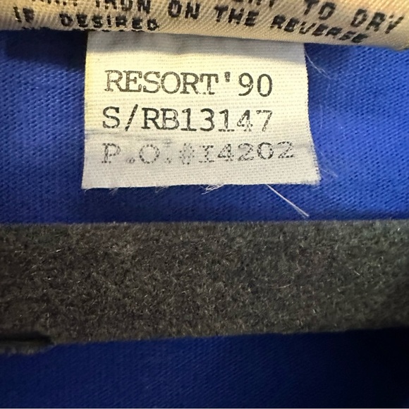 🌟3/$20🌟 Vintage Gene Ewing BIS California Resort 1990 collection. - Picture 5 of 5